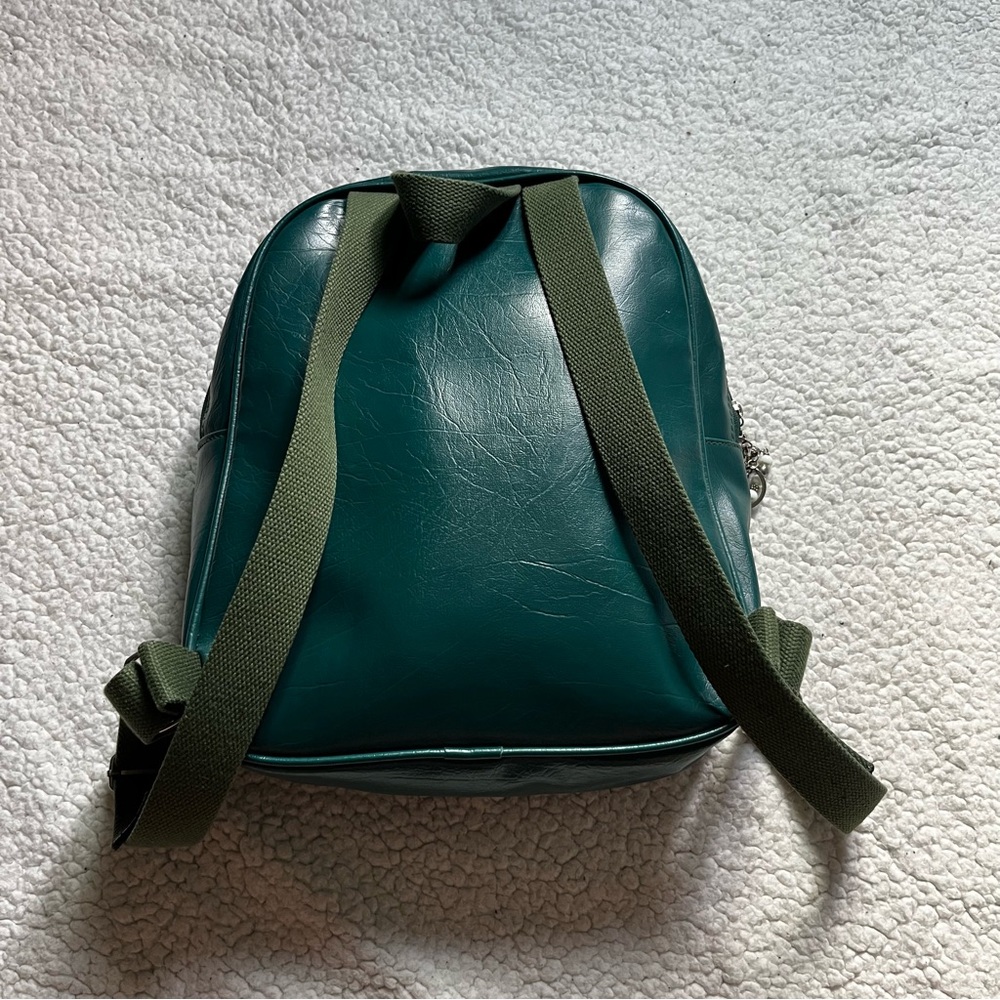 Handmade Green Backpack - Picture 5 of 6